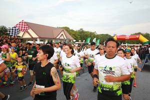 BIB: 
                            <button type="button" onclick="openModal(3530733)" class="btn btn-primary btn-sm float-right btn-popup" data-toggle="modal" data-target=".modal-high-quality">
                        <i class="fas fa-shopping-cart"></i> Add to Cart
                    </button>
                                            <button type="button" onclick="isThisMe(3530733, true)" class="btn btn-success btn-sm float-right btn-popup btn-isme hidden" data-toggle="tooltip" data-placement="bottom" title="นี่คือรูปของคุณใช่ไหม คลิกที่นี่เพื่อเอาเข้าอัลบั้ม">
                        <i class="fas fa-plus"></i> Add to album
                    </button>
                    <button type="button" onclick="isThisMe(3530733, false)" class="btn btn-warning btn-sm float-right btn-popup btn-isnotme hidden">
                        <i class="fas fa-ban"></i> Remove from album
                    </button>